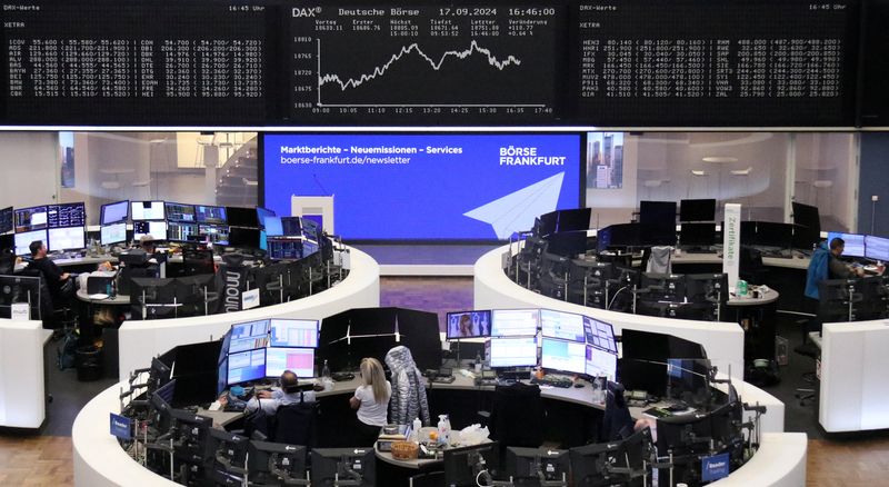 European Stocks Tiptoe Down as Investors Await Fed’s Major Rate Announcement