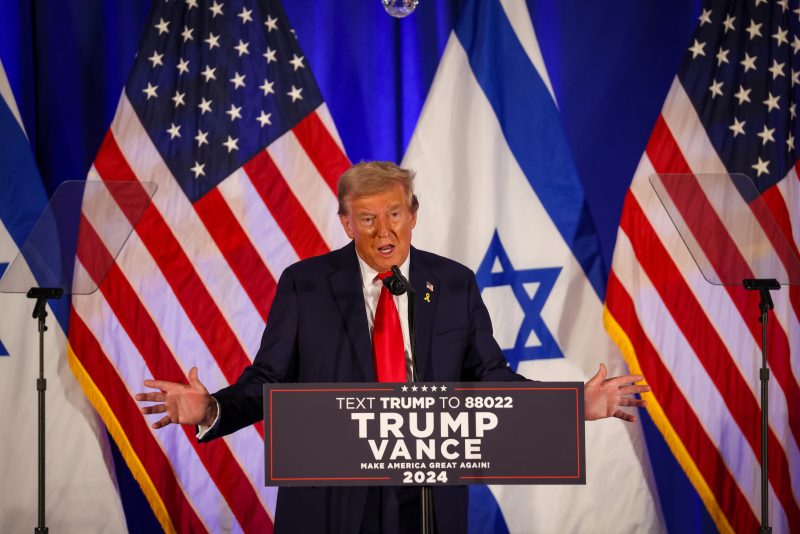 Trump Blames Democrats for Antisemitism Amid Criticism of Jewish Members